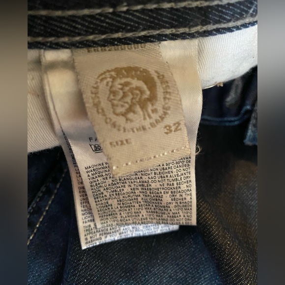 Diesel Viker-R-Box Size 32 - Picture 7 of 15